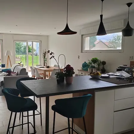 La Maison Bleue, A 20 Mn De Strasbourg, Sur La Route Des Vins, Jusqu'a 6 Personnes, Prázdninový dům *