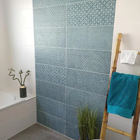 La Maison Bleue, A 20 Mn De Strasbourg, Sur La Route Des Vins, Jusqu'a 6 Personnes, Sélestat