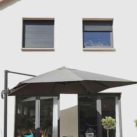 Сasa de vacaciones La Maison Bleue, à 20 Mn De Strasbourg, Sur La Route Des Vins, Jusqu'à 6 Personnes, *