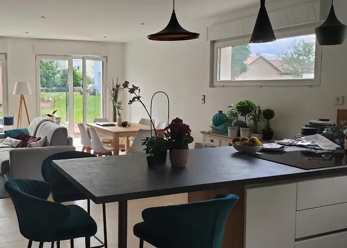 La Maison Bleue, A 20 Mn De Strasbourg, Sur La Route Des Vins, Jusqu'a 6 Personnes, Dom wakacyjny *